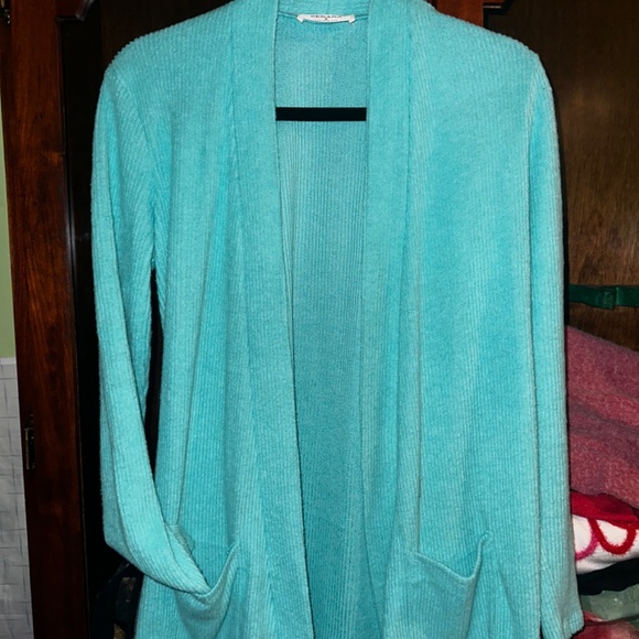 🌟 SOLD 🌟 Zenana Cardigan - Picture 1 of 2